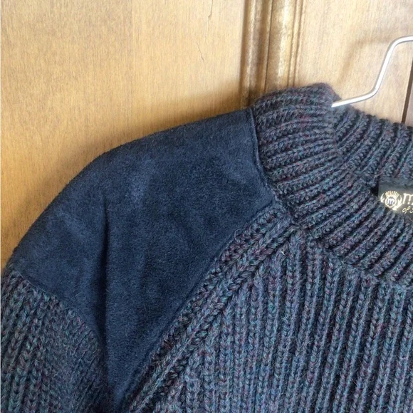 Men's Wool Navy Scottish Sweater by Maban of Scotland
